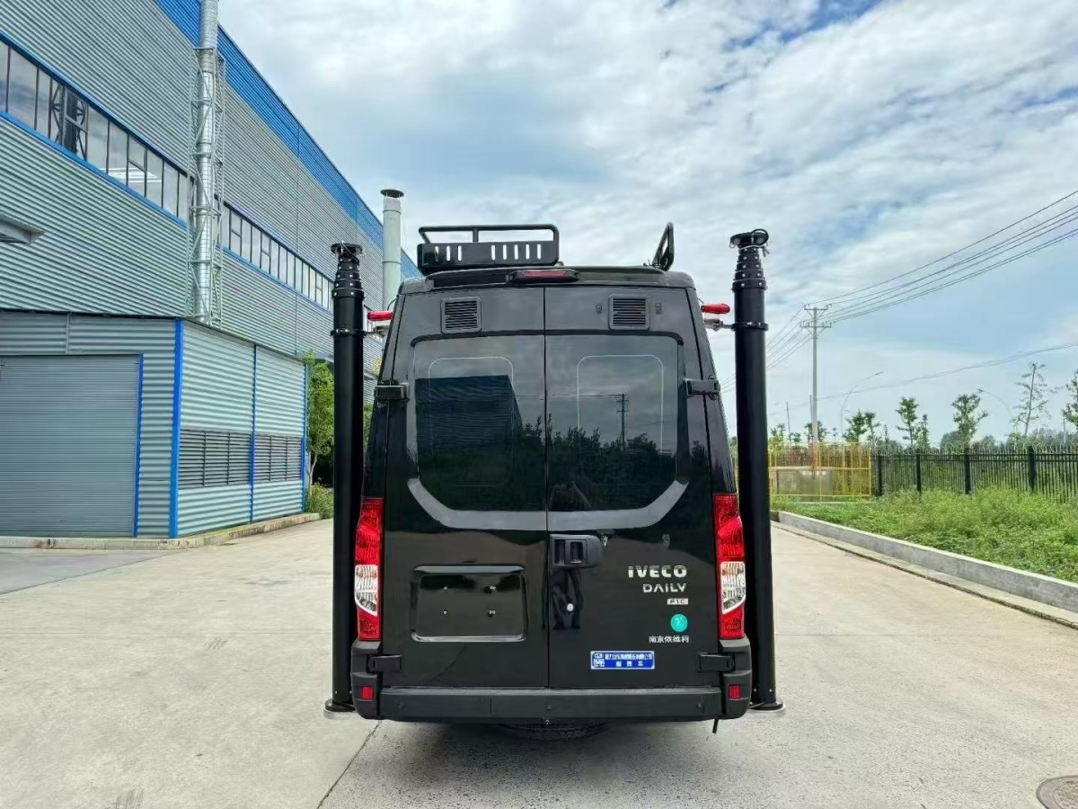 依维柯欧胜指挥车