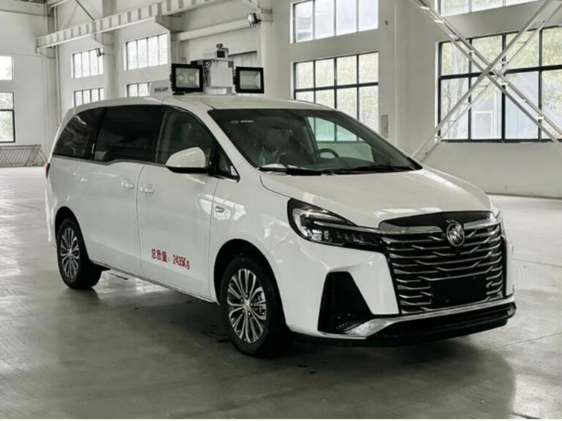 别克GL8指挥车
