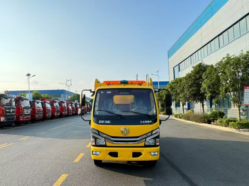 东风小多利卡
